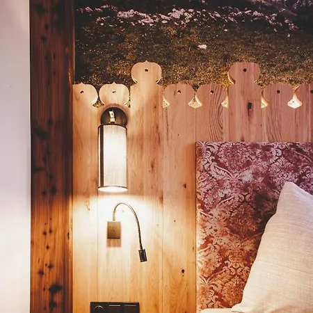 Gschoadwirt 여관 *