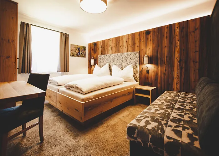 Gschoadwirt Herberg *